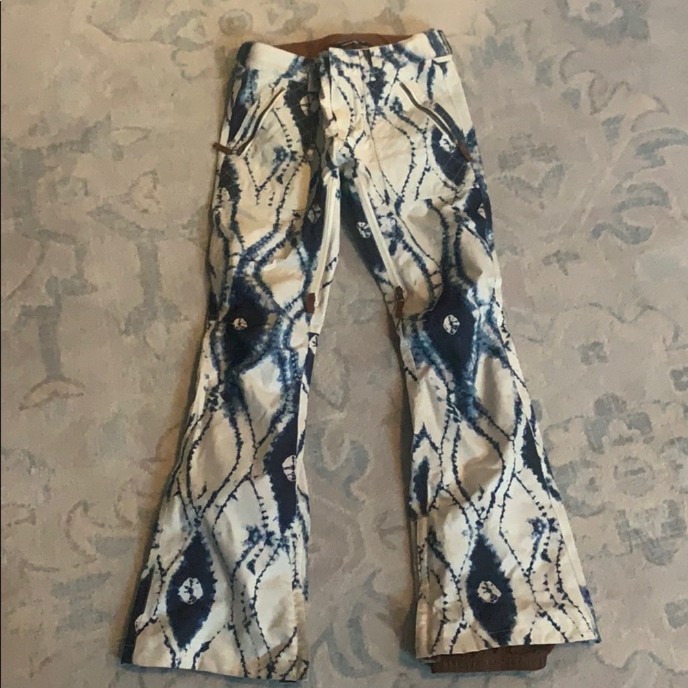 Burton Women’s Ski and Snowboard Pants